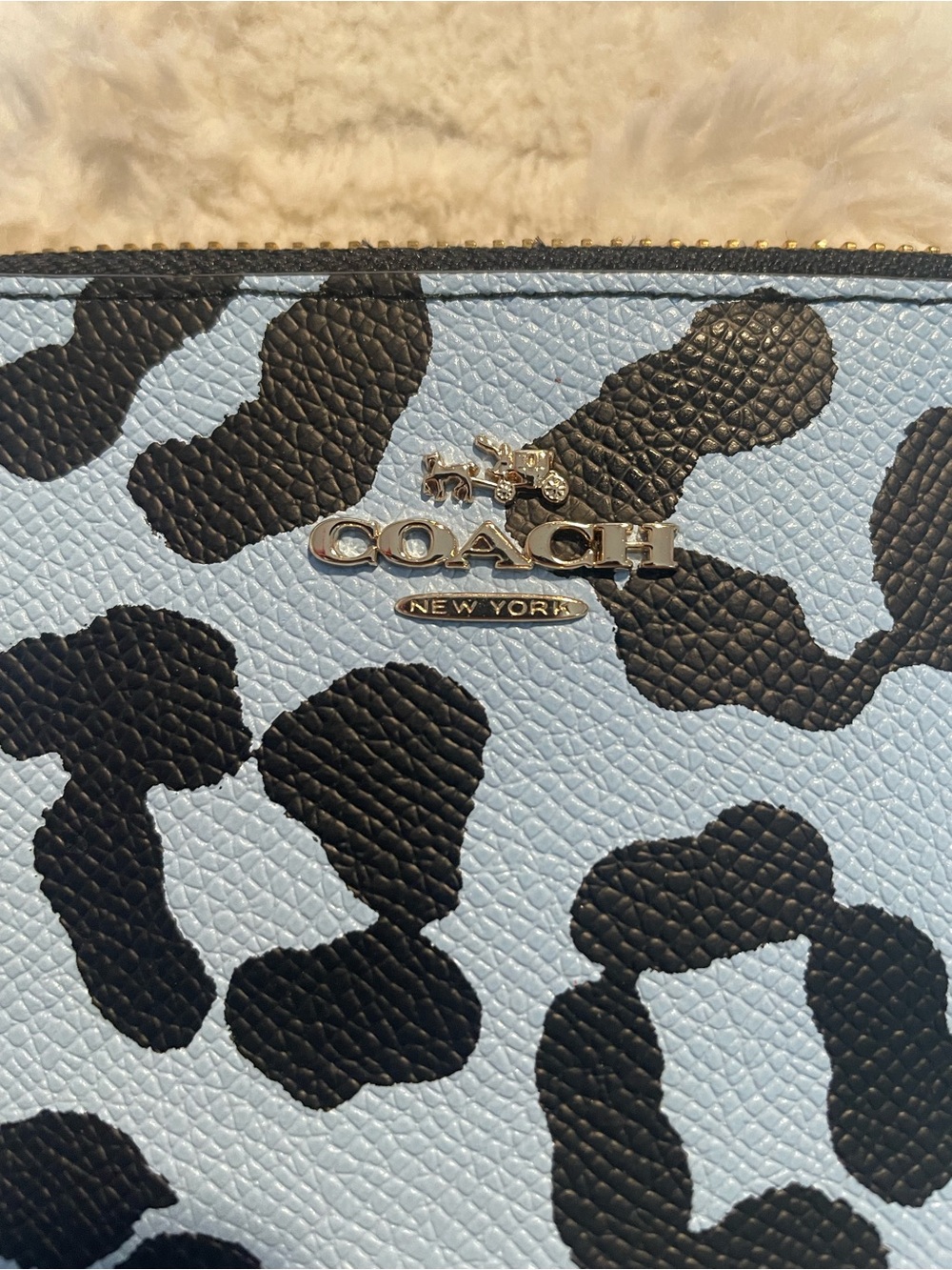 Coach Light Blue and Black Leopard Print Wristlet - Picture 2 of 9
